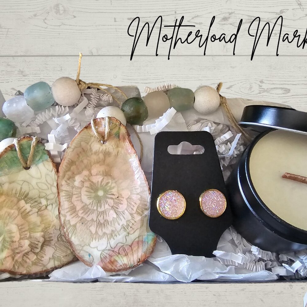 NEW Pink Floral Gift Set